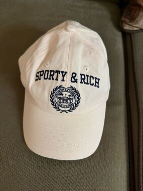 Sporty & Rich Cream and Navy Logo Baseball Cap